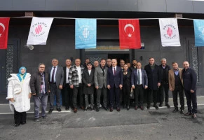 BAŞKAN YILDIRIM MİNİBÜSÇÜLERİ ZİYARETİ’NDE KONUŞTU: “ÜMRANİYE’MİZİN EN GÜZEL MEKANLARINDAN BİRİNİ MİNİBÜSÇÜ KARDEŞLERİMİZE VERDİK”